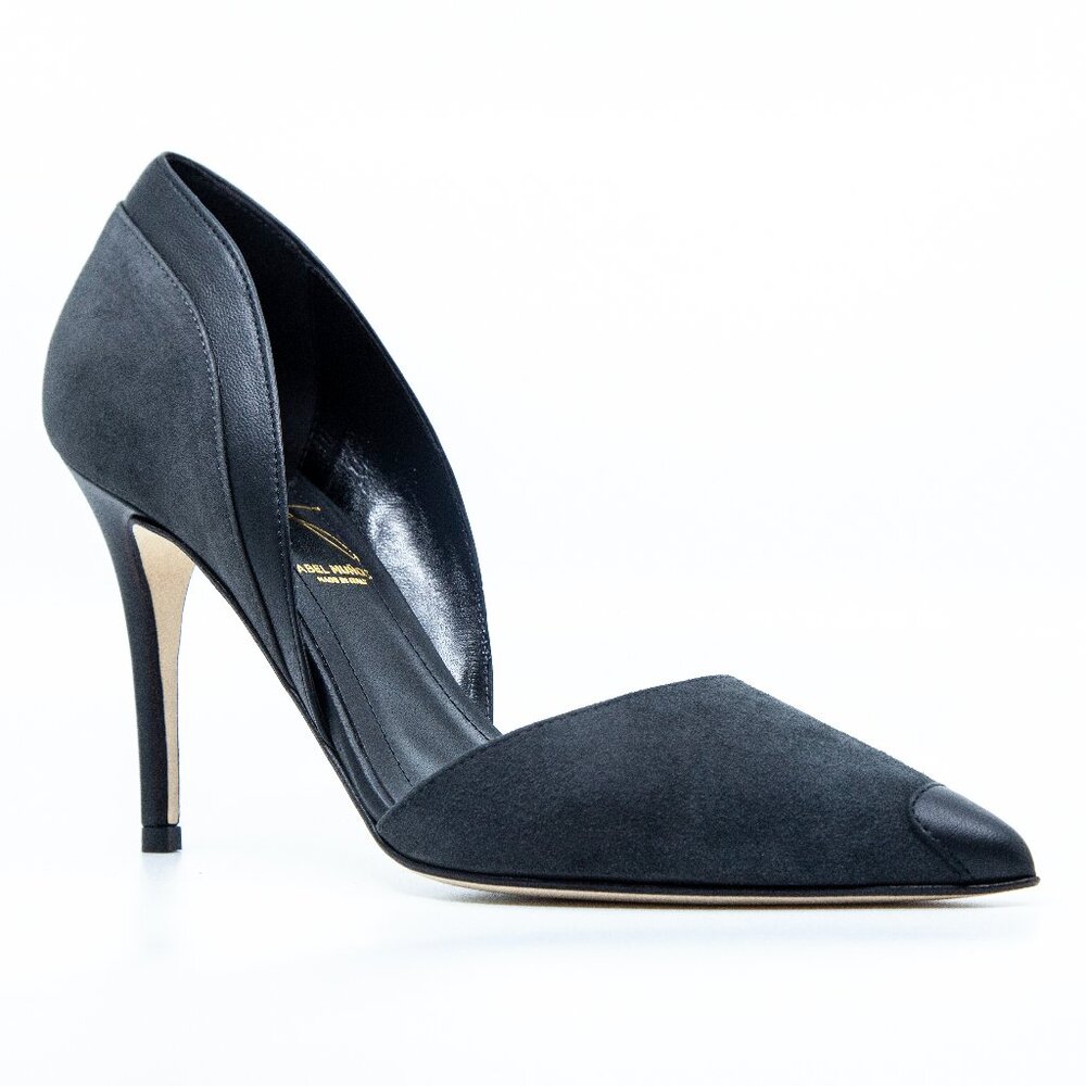 Abel Munoz Heels